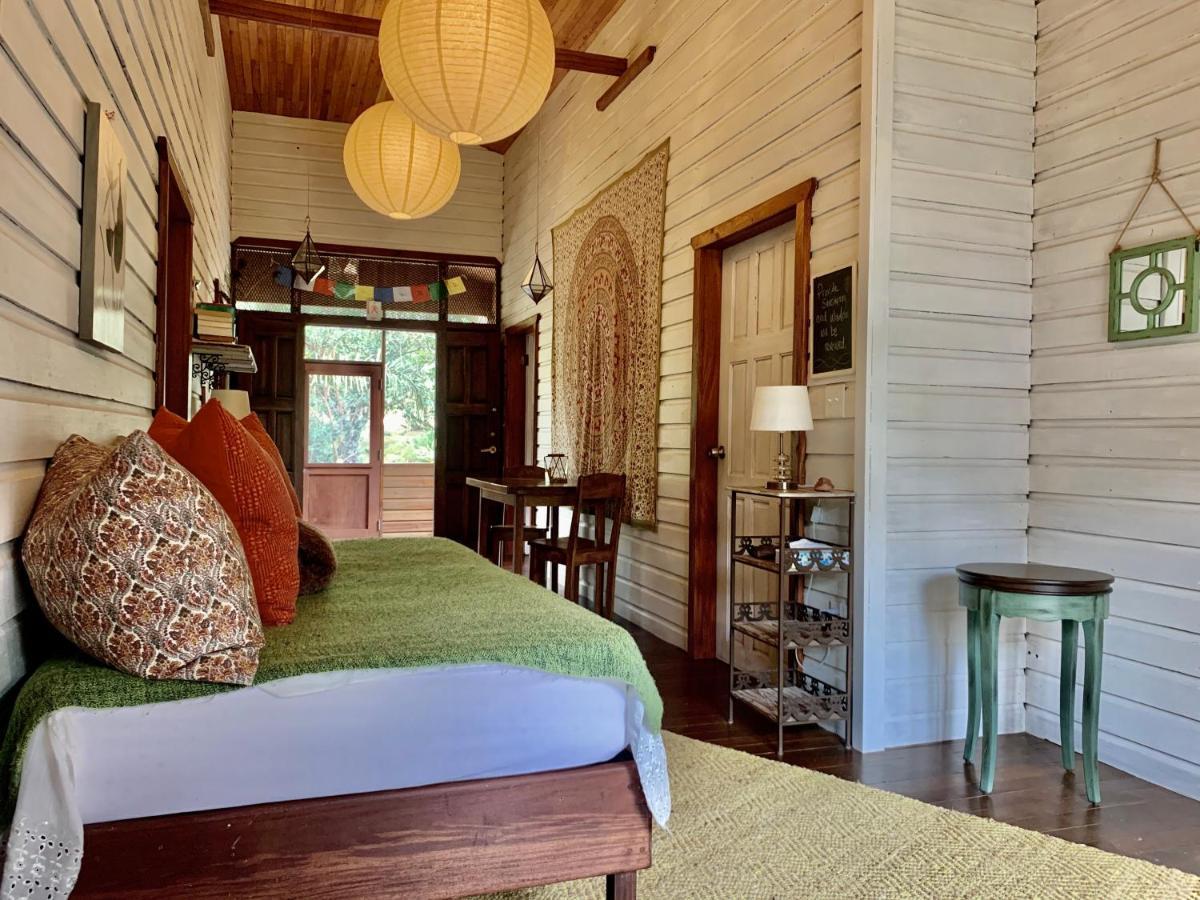 Sattva Land Hotel Belmopan Eksteriør billede